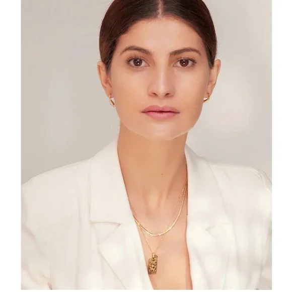 NEW 18K Gold Plated Gemini Sign Zodiac Tarot Card Square Pendant Ne… - Picture 3 of 14